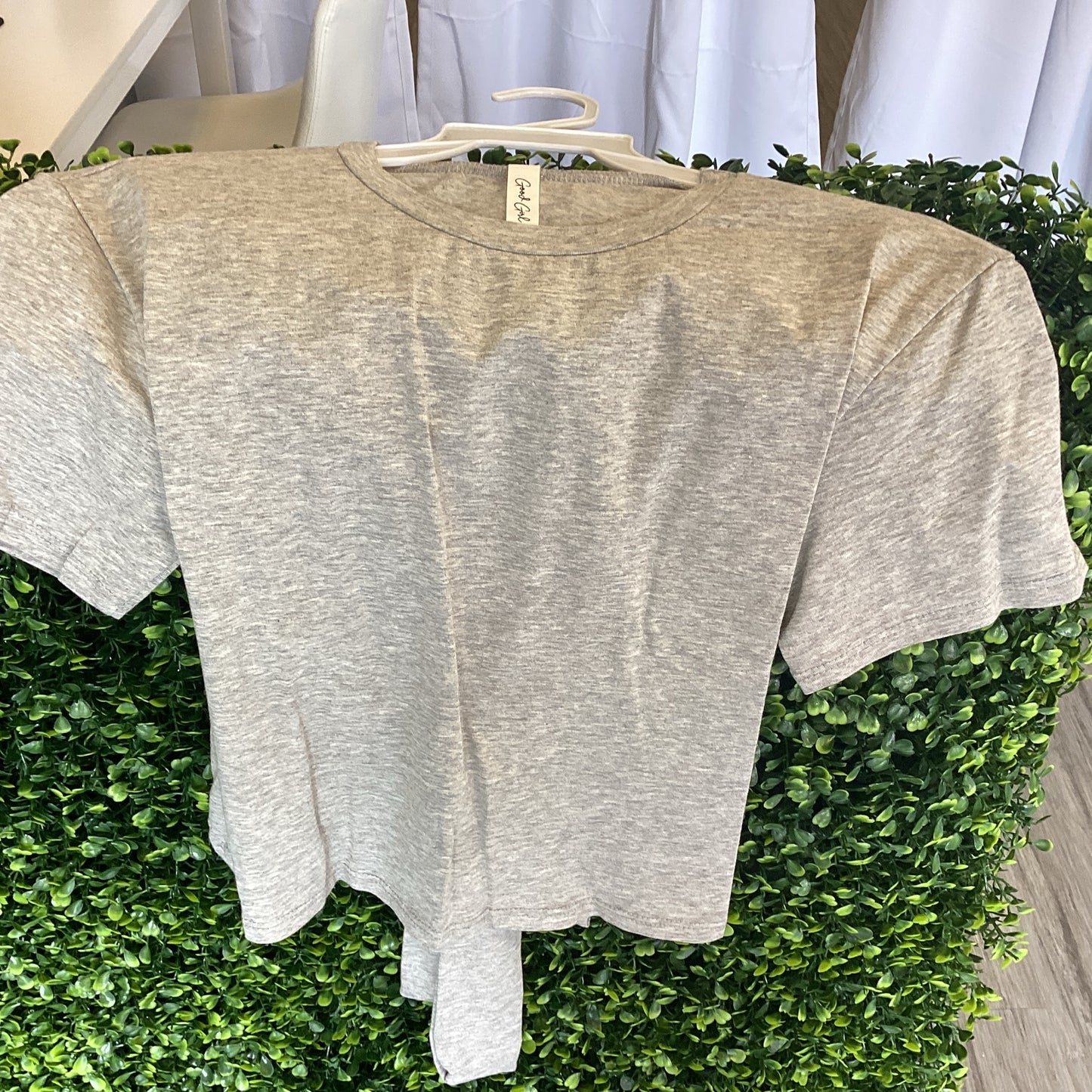 Tween grey tie back