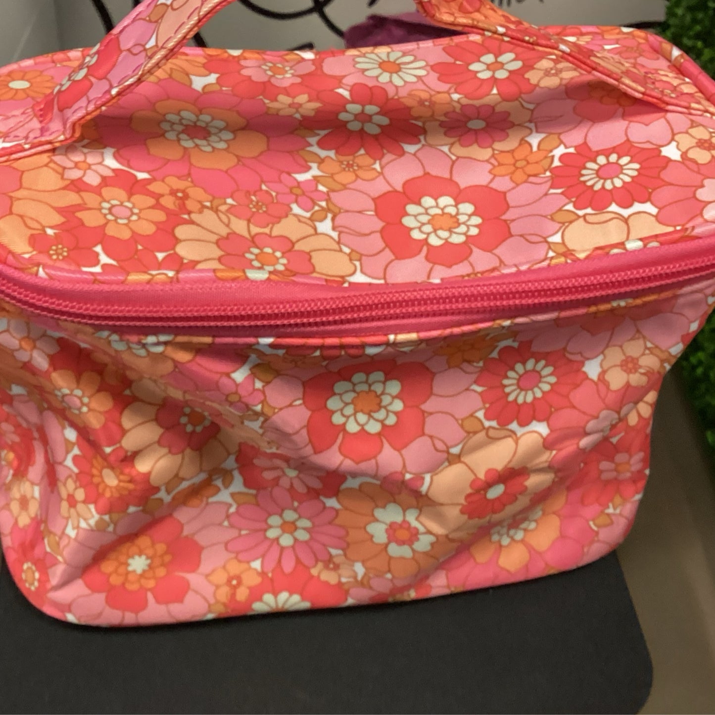 Cosmetic travel bag
